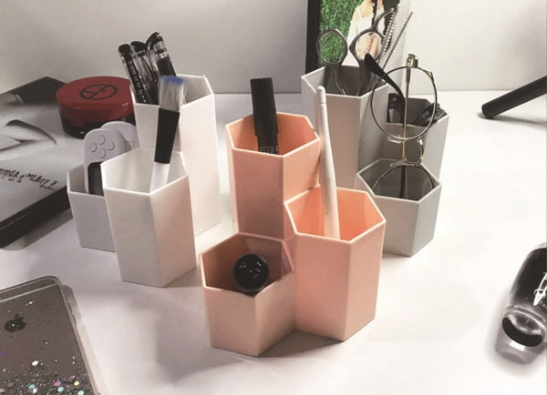3格式筆筒 化妝品整理 文具筆桶  Pen Holder Cosmetics Organizer  Stationery Holder