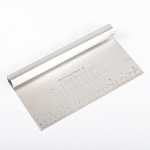 不銹鋼帶刻度麵糰切刀 Stainless steel flour dough cutter with scale