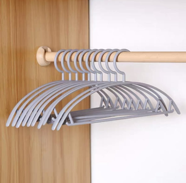 寬肩無痕防滑膠衣架 Plastic Clothes Hangers